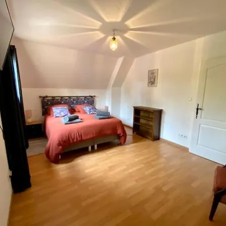 Grande Avec Piscine Privée, 4 Chambres, Jardin, Dordogne Trémolat
