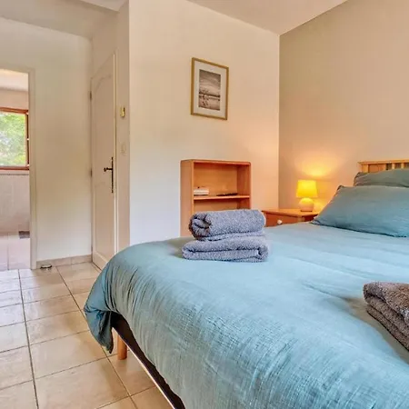 Grande Avec Piscine Privee, 4 Chambres, Jardin, Dordogne 別荘 トレモラ